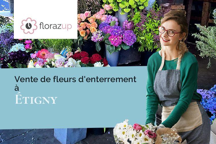 croix de fleurs pour un décès à Étigny (Yonne/89510)