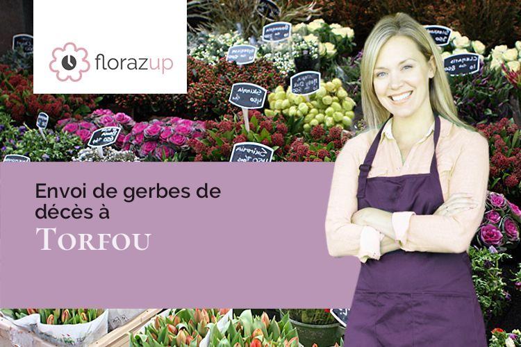 croix de fleurs pour un deuil à Torfou (Essonne/91730)