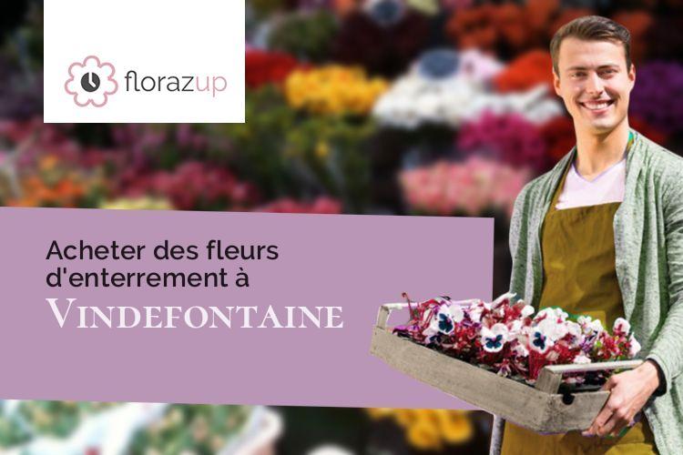 croix de fleurs pour un deuil à Vindefontaine (Manche/50250)